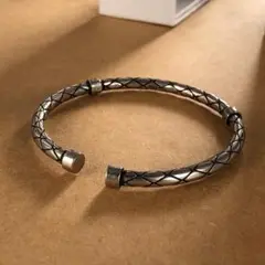 【大好評】細め　バングル　シルバー　腕輪　ブレスレット　アクセサリー　シンプル