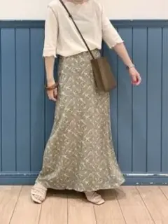 LOWRYS FARM ペイズリースカート