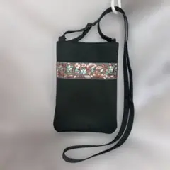 スマホショルダー　チャコールグレー　インド刺繍　マグネットボタン　ハンドメイド