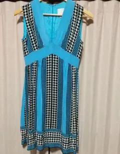 美品。ANNA SUI ノースリーブワンピース 2 シルク100% アナスイ