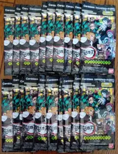 鬼滅の刃　ステンドグラスカード　パックver. 未開封20パックセット