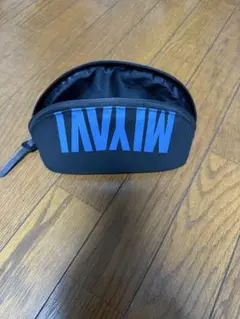 MIYAVI 黒いポーチ 青いロゴ