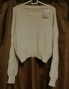 新品　ショート丈ニット　M-L　大きいサイズ
