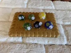 特別セール！ガラスのカメさんオブジェ6匹セット(ビスケット台座付き)