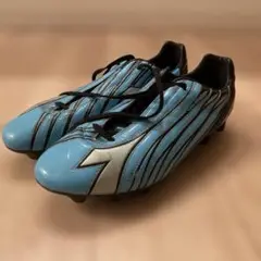 【大幅値下げ】DIADORA 青いストライプデザイン サッカーシューズ 29㎝