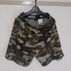 NIKE　ショーツ　迷彩　カモフラ　ハーフパンツ