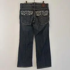 Item thumbnail for item fb8c310f-0ded-41b6-888f-d95bc65108a3