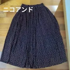 オススメ！ニコアンド　小花柄プリ―ツフレア―ロングスカートウエストゴムフリ―