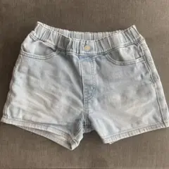 120 ユニクロ　ショートパンツ