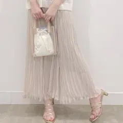 新品　未使用　タグ付き　GU ワッシャーフレアロングスカート　ベージュ