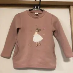 女児　トレーナー