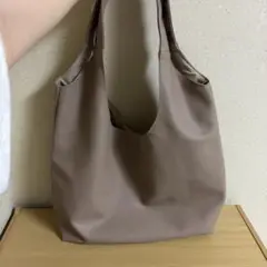 ラウンドトートバッグ バッグ ベージュ