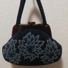 京都祇園　香鳥屋　ビーズポシェット　2wayバッグ　刺繍　花柄　黒 　カトリヤ バッグ/ビーズ｜香鳥屋