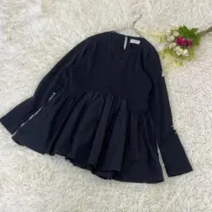 〝オペークドットクリップ〟黒　ペプラムトップス長袖　（S）　無地
