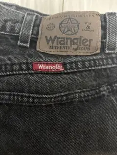 Wrangler ブラック オーセンティックジーンズ