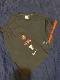 【頑張るくん様】ナイキ TシャツL サイズ　ショートパンツM サイズ　春夏メンズ