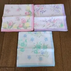 花どころ、ガーゼ、裏付き、ハンカチ　3枚
