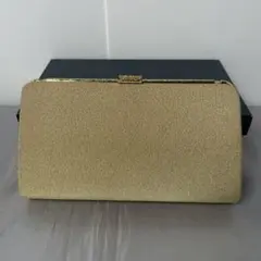 【送料込】　ゴールド クラッチバッグ