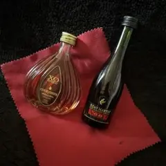 DE LUZE XO コニャック ミニボトル付き　値下げしました。 送料込み 未開栓 Hennessy X O コニャック 金キャップ クリア