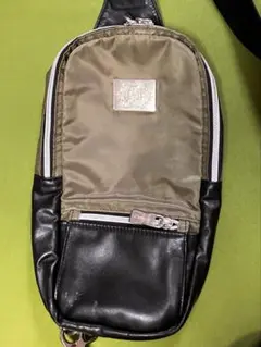 Item thumbnail for item 71aab48b-b3c1-4b00-8426-0db2149e3c78