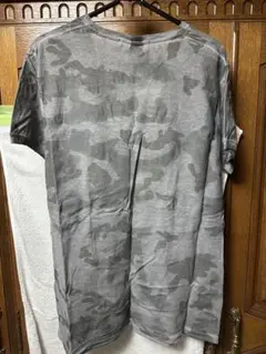 Tシャツ　迷彩色
