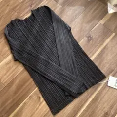 PLEATS PLEASE ISSEY MIYAKE MONTHLY