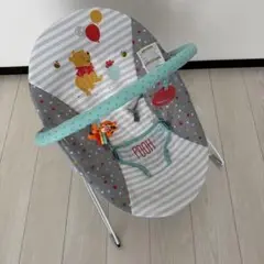 プーさん バウンサー ゆらゆらおもちゃ付き