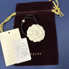MUCHA ミュシャ　カメリアヘアゴム
