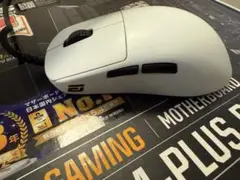Endgame Gear OP1 8K ホワイト マウスバンジー付属