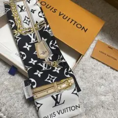 新品ヴィトンスカーフ