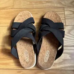 KEEN ブラック スポーツサンダル