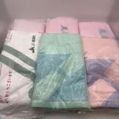 Item thumbnail for item e73cad80-5b3d-4ebb-a934-e13ac1788a2c