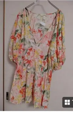 【新品未使用】H&Mの花柄のチュニック ポワン袖