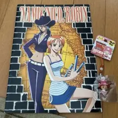 ワンピース　神戸限定ビーズストラップ、ノート
