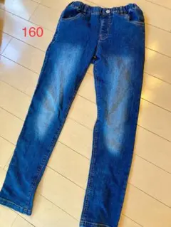 ジーンズ　160 使用回数少なめ