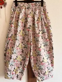 LIBERTY リバティ　パンツ　サルエルパンツ　ゆるパンツ　コーデュロイ