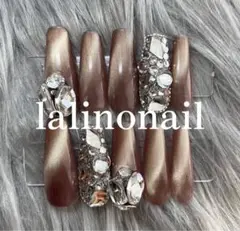 Item thumbnail for item 60bbdd39-b6af-41f6-bf0a-d3a650617323