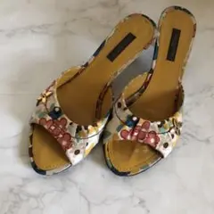 Item thumbnail for item 4d1bc23a-9cdc-47b2-8add-29a7c2ab0bd6