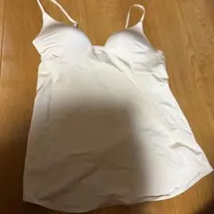 UNIQLO マメクロゴウチ プランジブラキャミソール　ベージュ