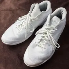 asics アシックス　バスケットシューズ　GELBURST28