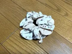 ハローキティ シュシュ チャーム付き ハローキティショーボックス限定