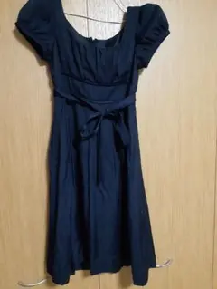 【値下】LAISSE PASSE黒ドットパフスリーブ半袖 ワンピ ウエストリボン