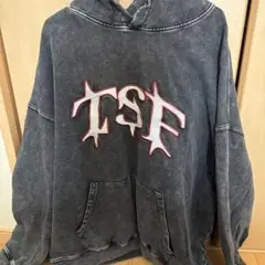TSFロゴ刺繍ダークグレーのフード付きスウェット