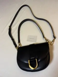 【キズあり】CHARLES & KEITH レザーサドルバッグ2WAYショルダー
