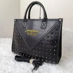 Item thumbnail for item a0a3e379-54b6-431d-aeee-cd9727d6d14b