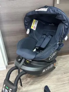 エールべべ　クルット4iグランス　チャイルドシート　新生児