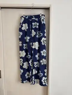 ユニクロ　マルニ　イージーワイドフィットパンツ Mサイズ