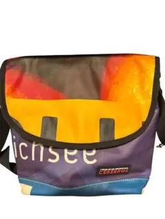 Item thumbnail for item 0f3e60dd-a824-4df2-89f2-e343f0529d6b