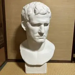 Item thumbnail for item fbc4b359-a9a1-4598-86ea-37f514b71ae9