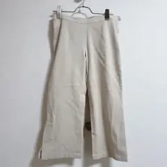 ジョルジュレッシュ　レディースパンツ　シンプル　ベージュ　八分丈